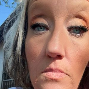 Meet your Posher, Carrie